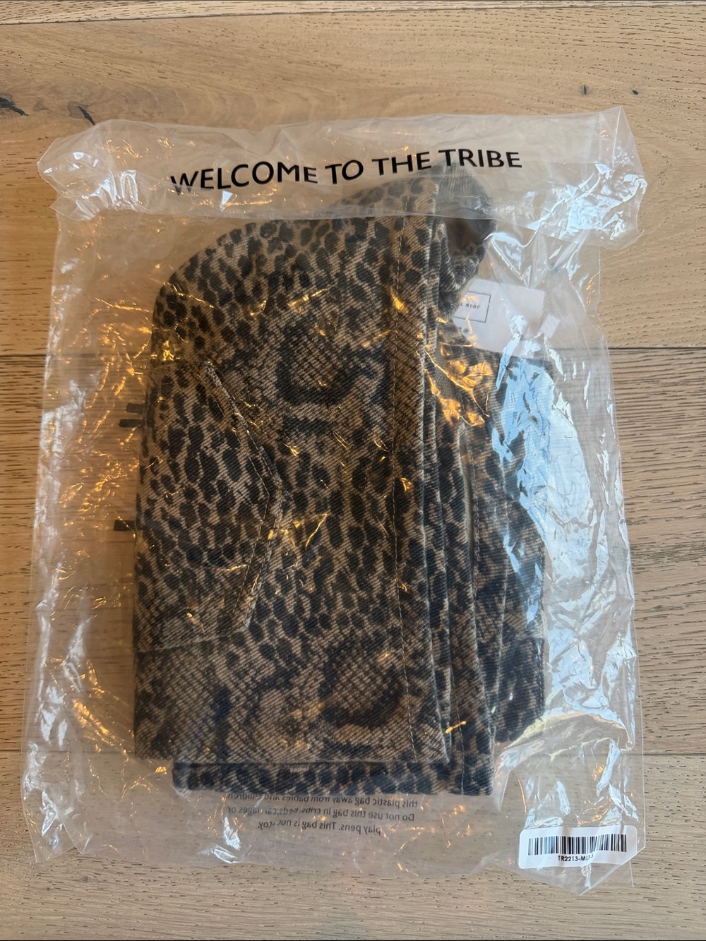 12th Tribe Midland Snakeskin Shorts Size SS - Picture 5 of 5